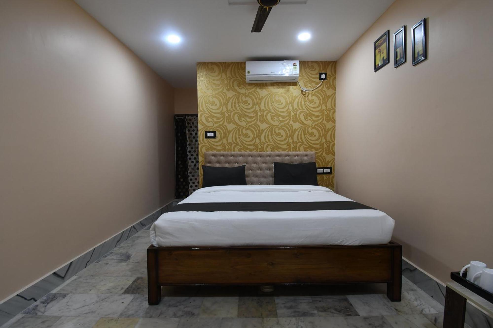 Hotel Silver Star Bhubaneswar Buitenkant foto
