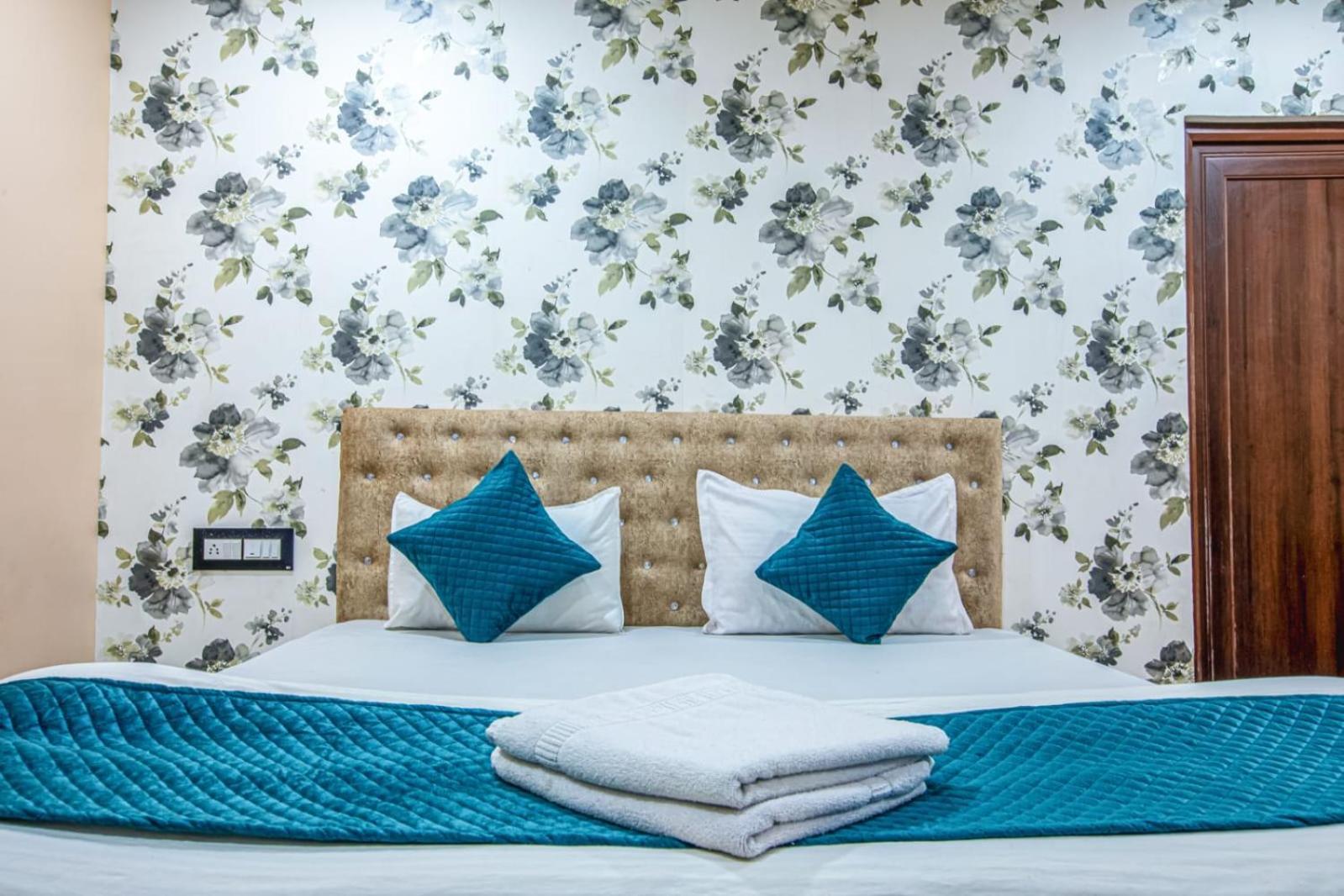 Hotel Silver Star Bhubaneswar Buitenkant foto